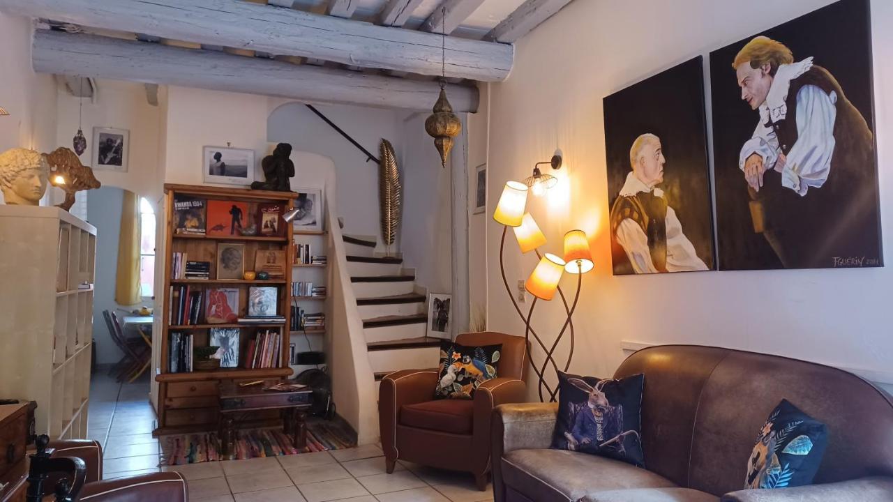 MAISON DE CHARME AVEC COUR, proche rue des Teinturiers Avignon Exterior foto