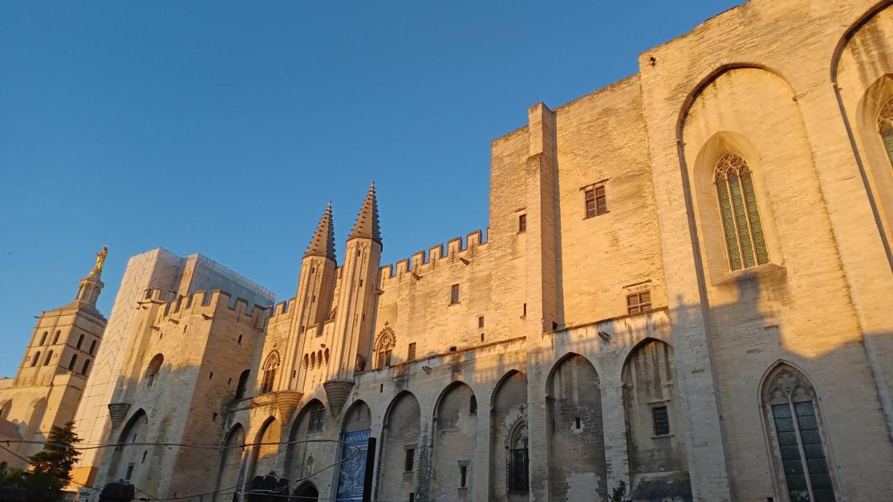 MAISON DE CHARME AVEC COUR, proche rue des Teinturiers Avignon Exterior foto